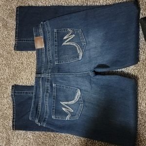 Maurices size 12 boot cut Jeans